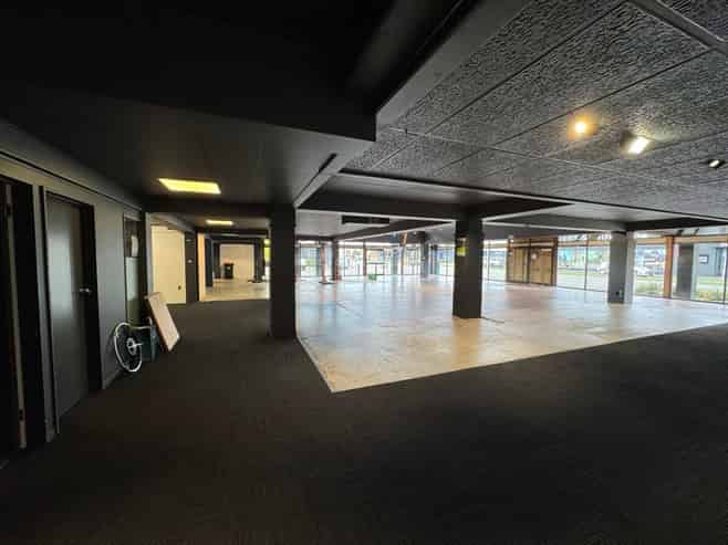 High Profile Showroom With Impact