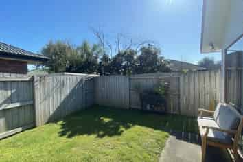 9b Lamia Grove, Papamoa