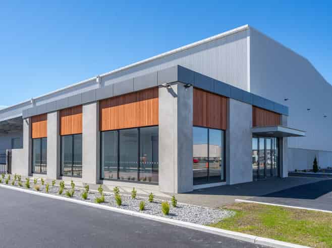 Brand-New Hornby Warehouse