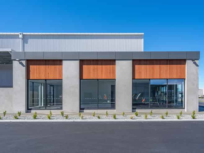 Brand-New Hornby Warehouse