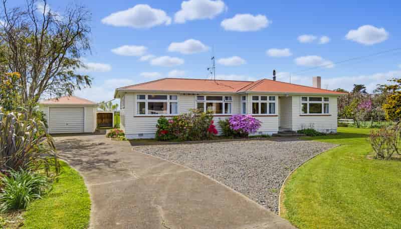 915 State Highway 57, Levin