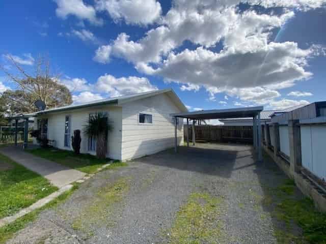 2/248 Flaxmere Avenue, Flaxmere