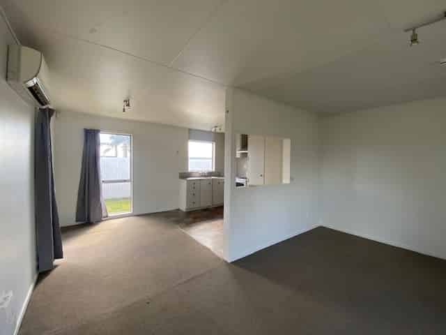 2/248 Flaxmere Avenue, Flaxmere