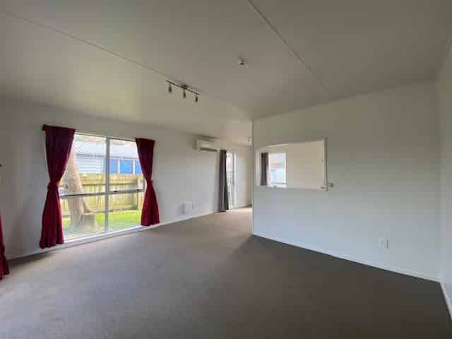 2/248 Flaxmere Avenue, Flaxmere