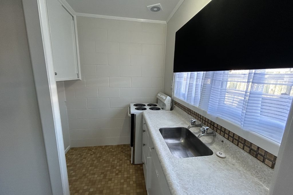 Central Seddon Street Unit 3