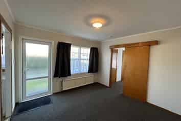 26c Seddon Street, Glenholme
