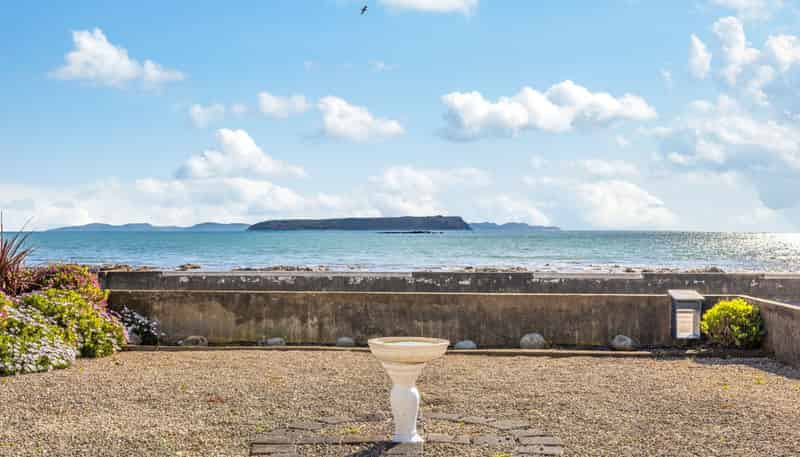 20 Sunset Parade, Plimmerton