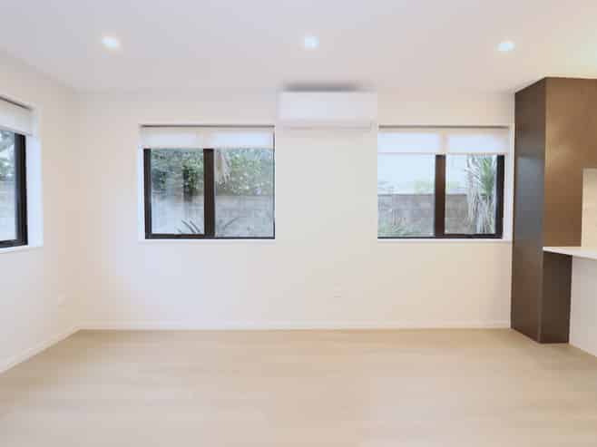 14B Gulf Crest, Bucklands Beach