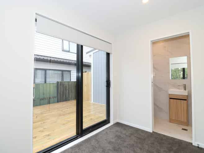 14B Gulf Crest, Bucklands Beach