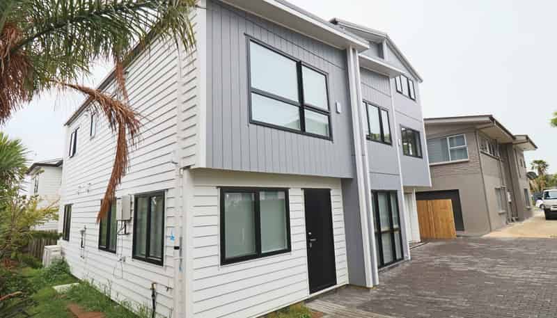 14B Gulf Crest, Bucklands Beach