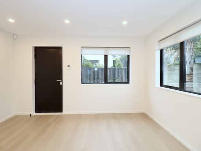 14B Gulf Crest, Bucklands Beach
