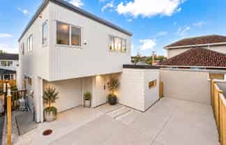 3B Tui Street, Belmont