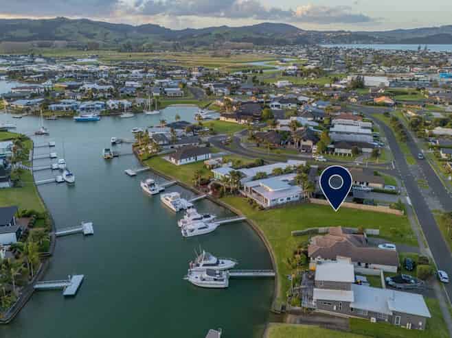 25 Kupe Drive, Whitianga