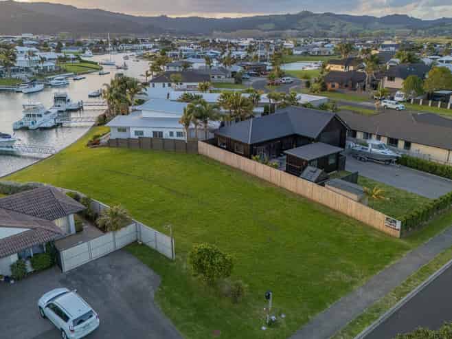 25 Kupe Drive, Whitianga