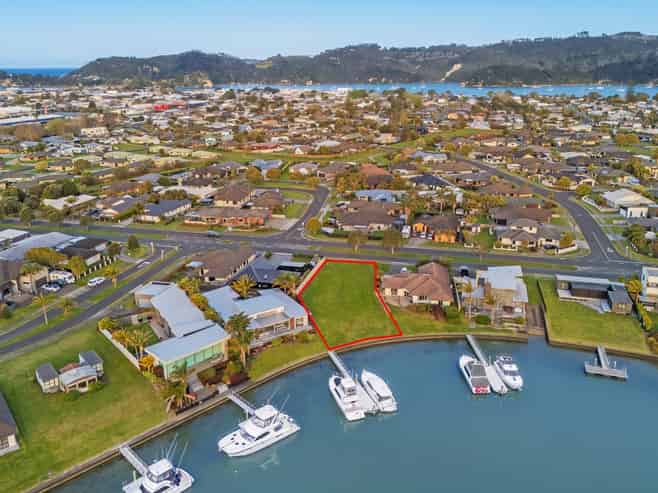 25 Kupe Drive, Whitianga