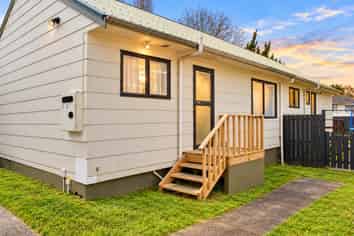 2/48 Coxhead Road, Manurewa