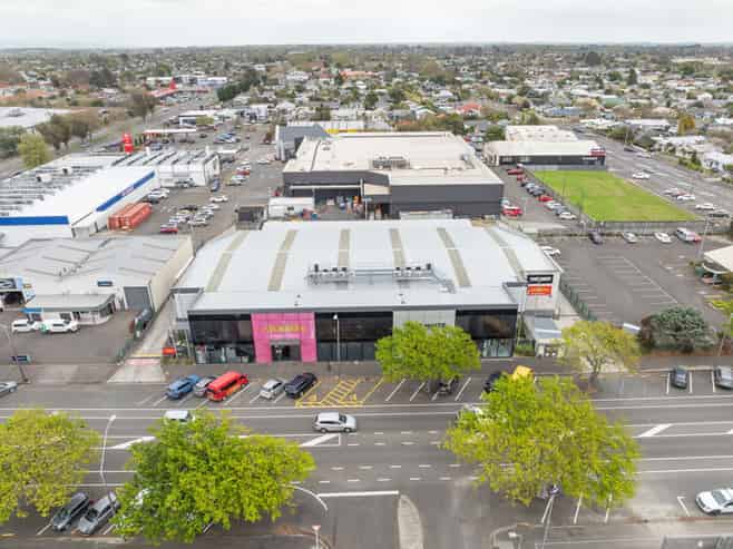 Large Scale Industrial With Profile & Access