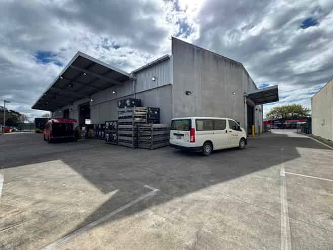 Large Scale Industrial With Profile & Access