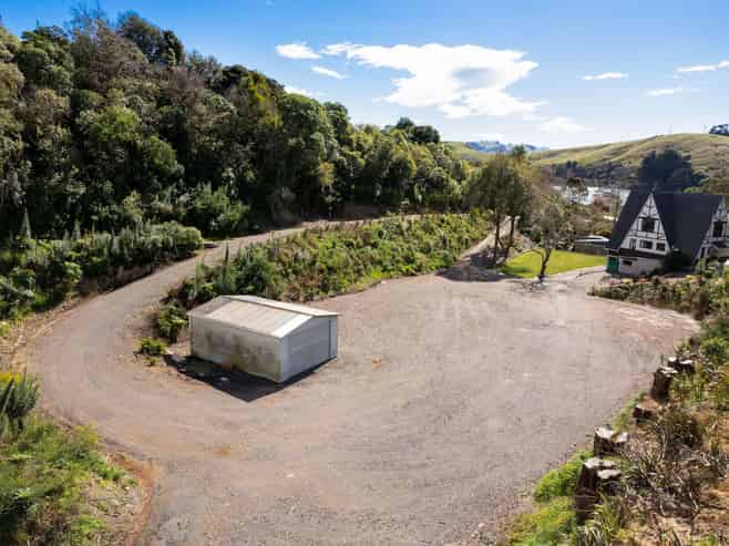 21 McAuley Road, PORTOBELLO