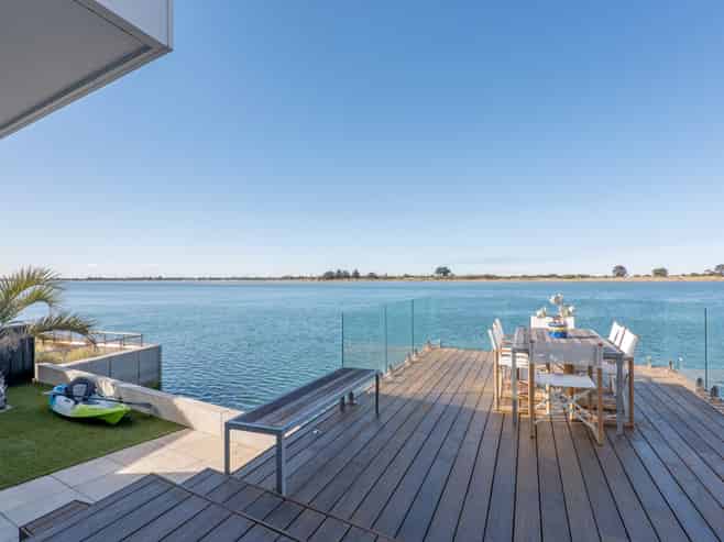 117 Main Road, Redcliffs