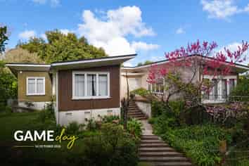61 Hill Road, Hillpark
