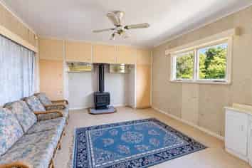 61 Hill Road, Hillpark