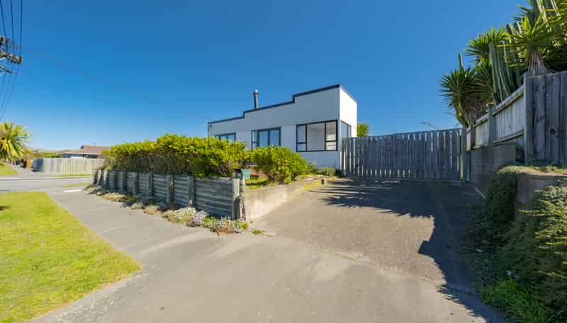 202 Pine Avenue, South New Brighton