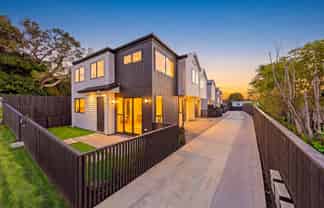 12A Roseberry Avenue, Birkenhead