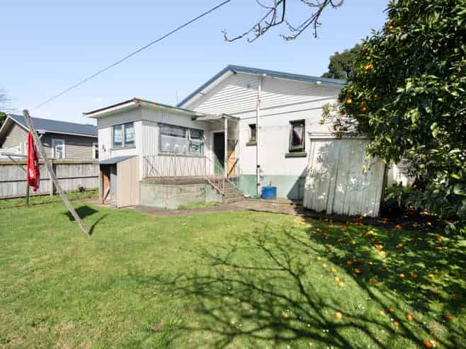 18 Sturges Avenue, Otahuhu