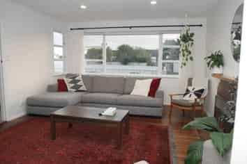 21 Mazengarb Rd, Paraparaumu Beach