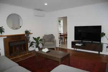 21 Mazengarb Rd, Paraparaumu Beach