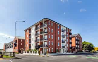 313/1A Soljak Place, Mount Albert