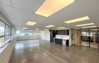 Modern Parnell Office With Views
