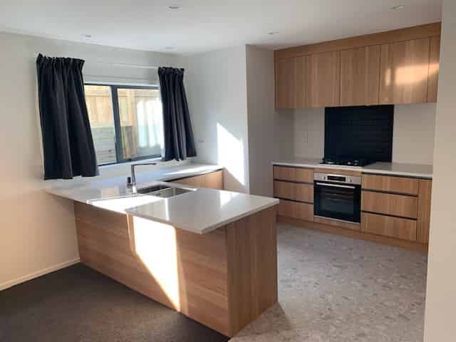 2/112 Kay Road, Flagstaff