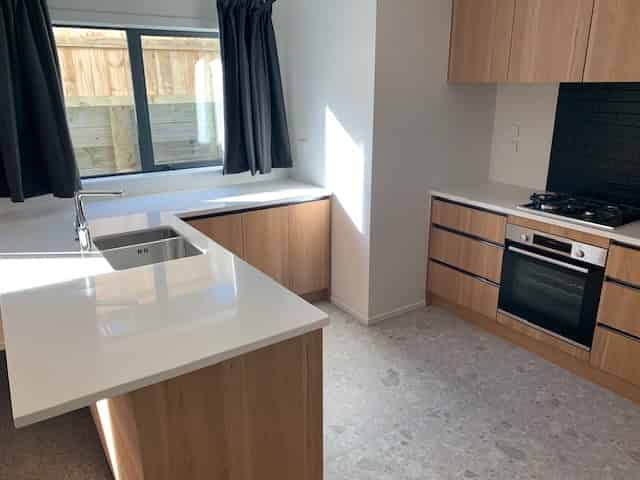 2/112 Kay Road, Flagstaff