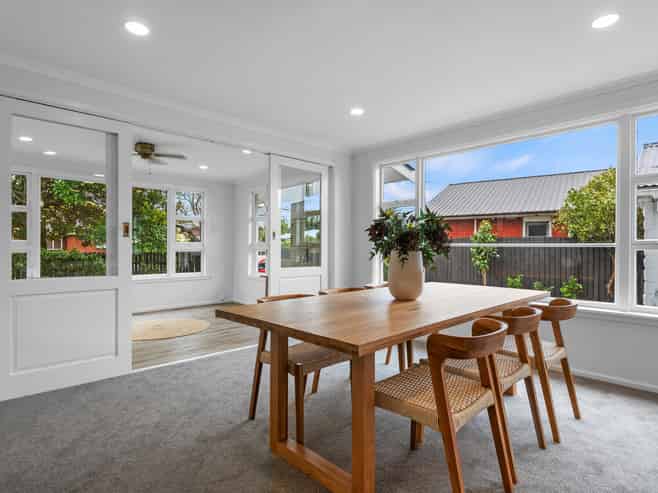 2 Ilfracombe Place, Burnside