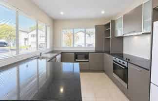 21 Pecan Place, Avondale