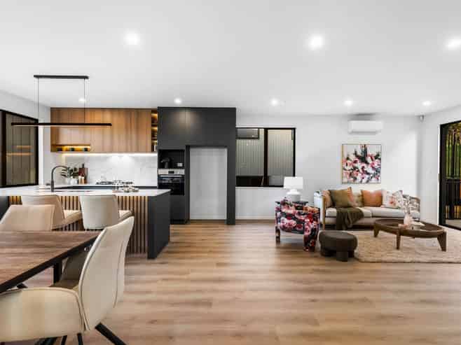 242C West Hoe Heights, Orewa