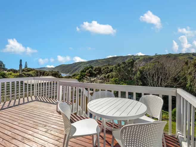 27 Rawhiti Road, Pukerua Bay