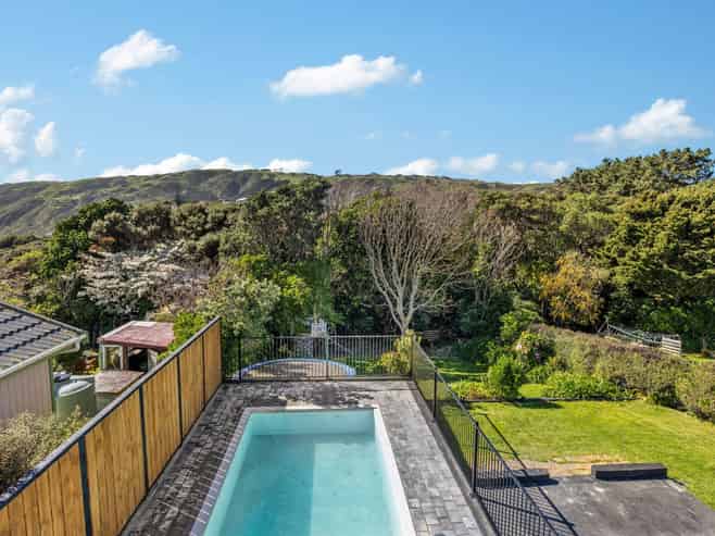 27 Rawhiti Road, Pukerua Bay