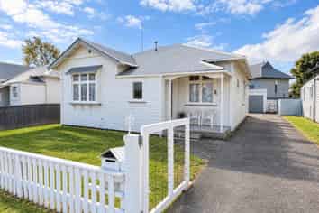 31 McGiffert Street, Palmerston North Central