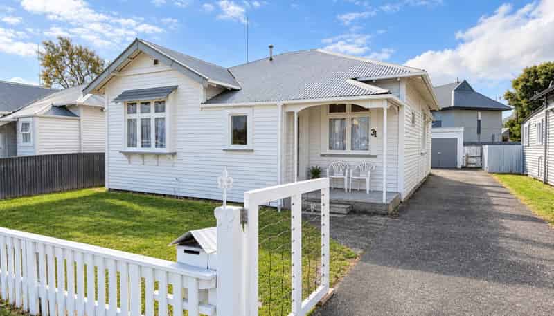31 McGiffert Street, Palmerston North Central