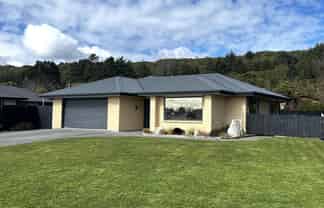  21 Ogilvie Road, Gladstone