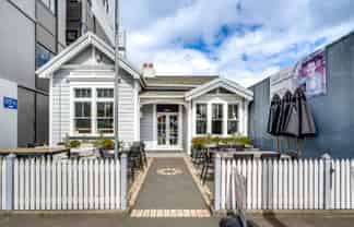 Raffles Street Café - An Established Napier Favourite