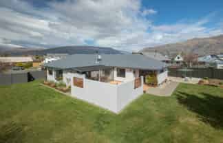 51 Mt Iron Drive, Wanaka