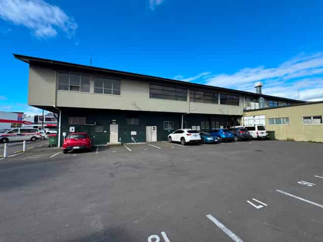 Affordable Office With Profile For Sublease