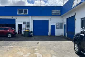 Functional Glendene Industrial Unit