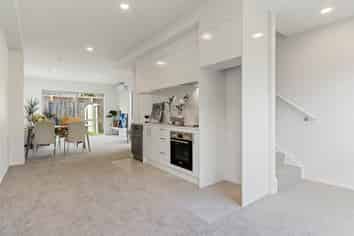 8/3 Matuhi Rise, Henderson