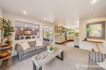 40 Crest Road, Akatarawa