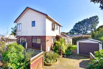 399 Roscommon Road, Manurewa